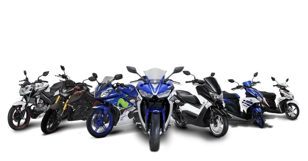 plusieurs-motos-en-demi-cercle-Services rachat / Services enlèvement d'épave moto